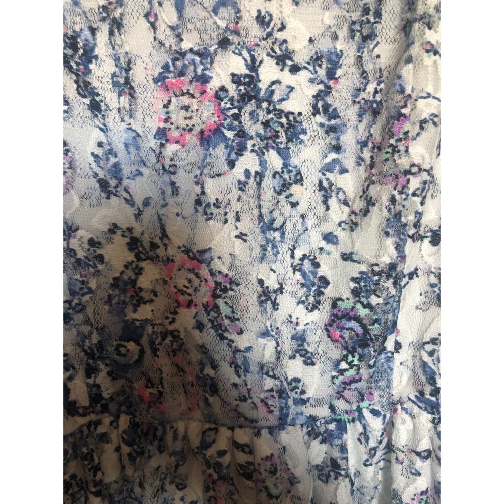 Spring dress - Picture 2 of 5